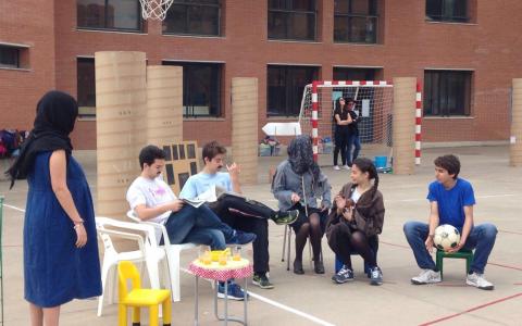 Acte per sensibilitzar els alumnes amb el projecte