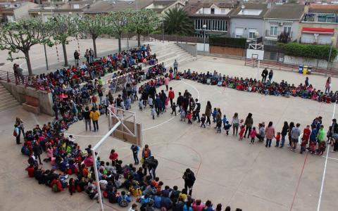 Acte per sensibilitzar els alumnes amb el projecte